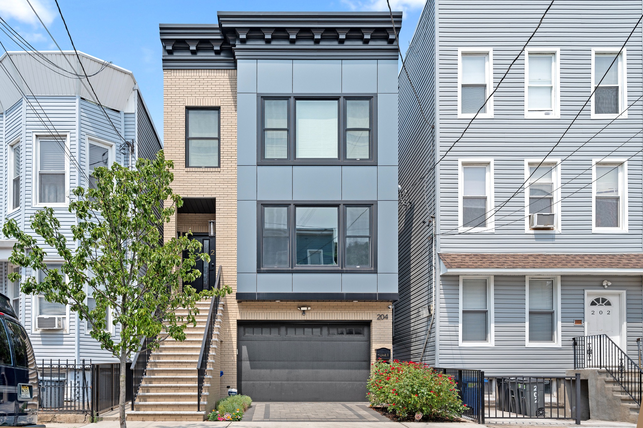 204 Bowers